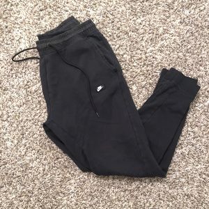 Men’s NIKE joggers